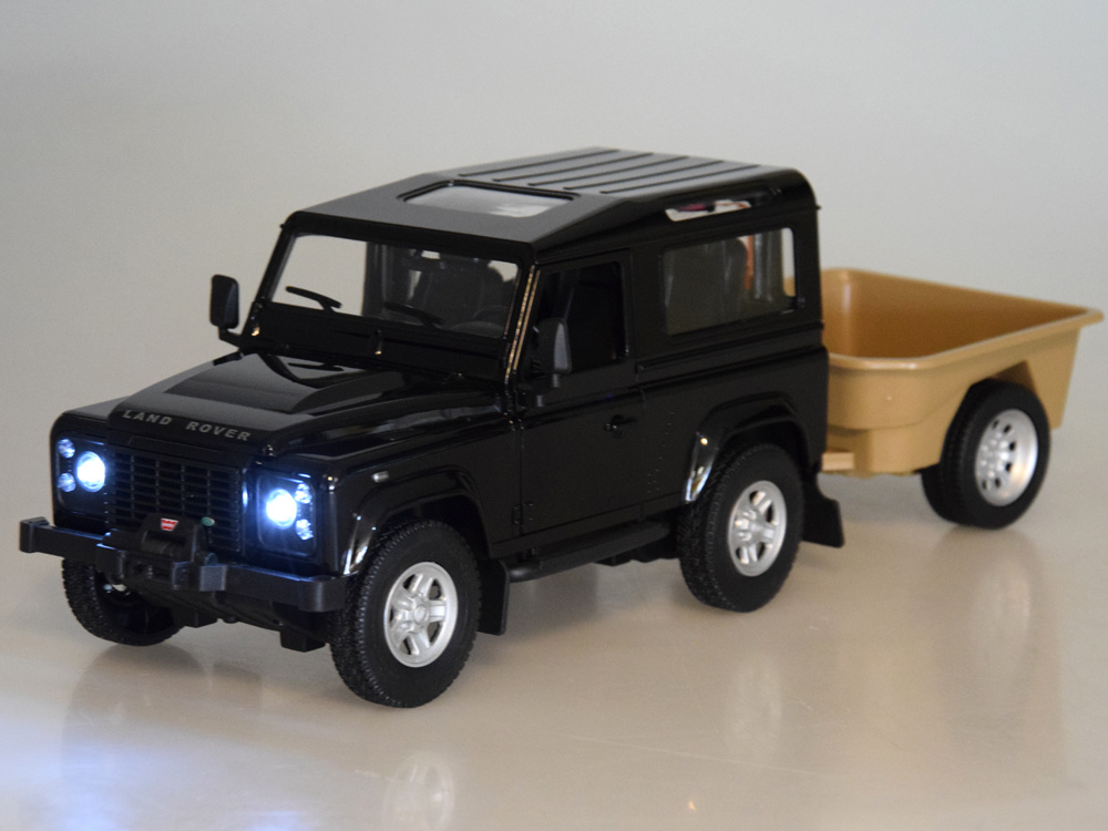 Auto na diaľkové ovládanie Rastar Land Rover Defender 1:14 na diaľkové ovládanie osw RC0712 pol_pl_Rastar-remote-controlled-car-Land-Rover-Defender-1-14-pilot-osw-RC0712-22336_15